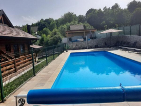 Отель Guesthouse Sara  Грабовац